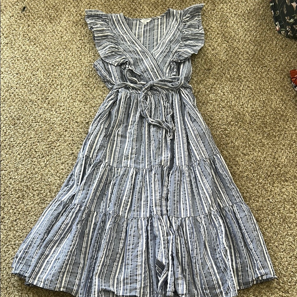 Crown & Ivy White and Blue Ruffled Tiered Midi Sundress